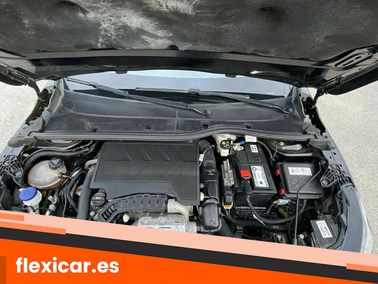 Foto Peugeot 208 16