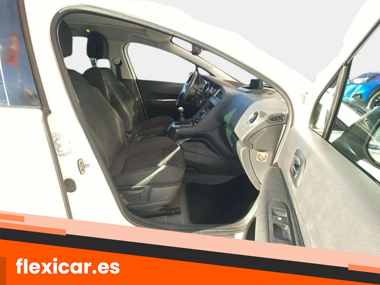 Foto Peugeot 5008 11