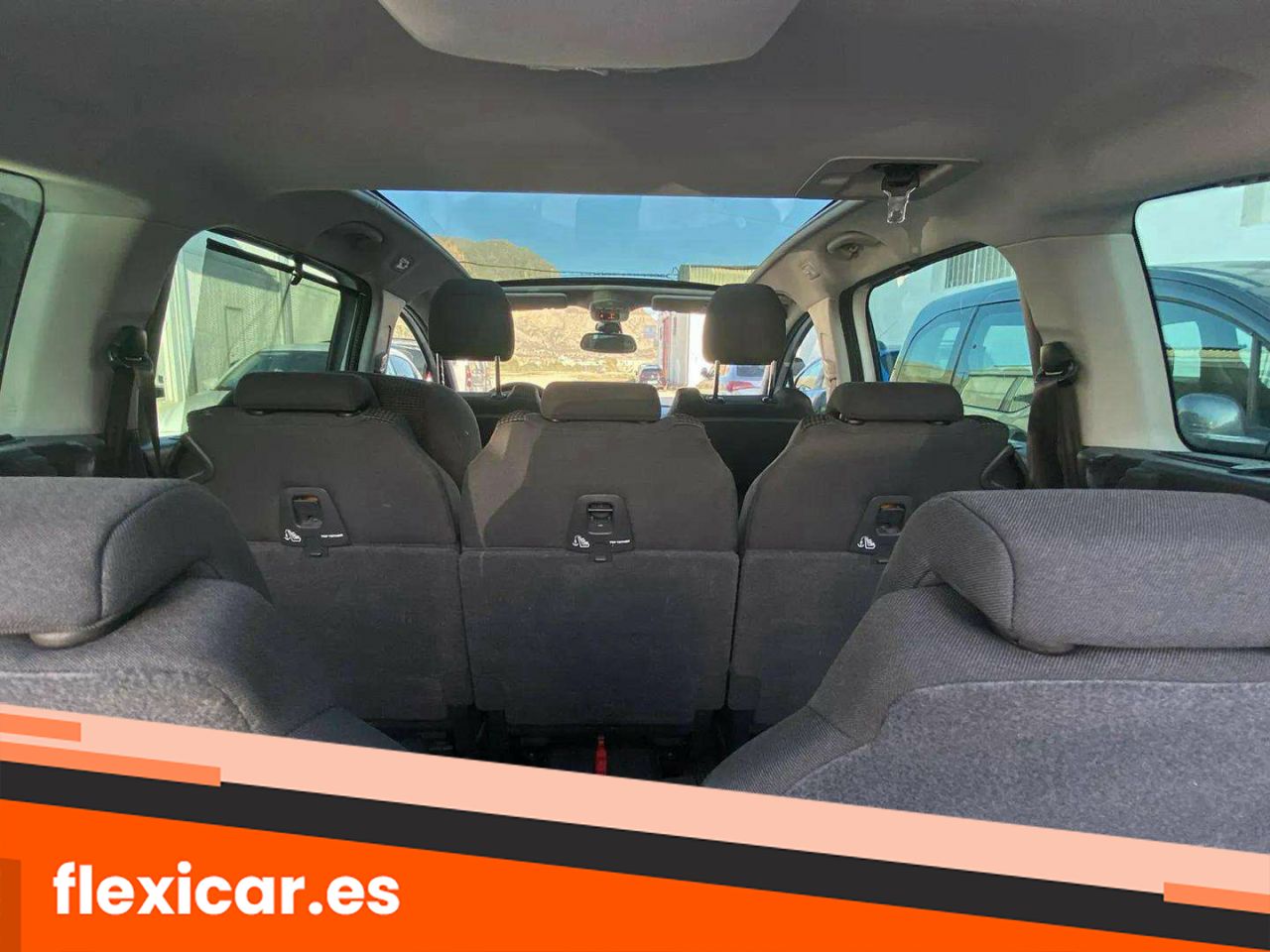 Foto Peugeot 5008 18