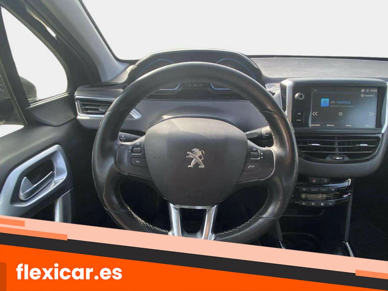Foto Peugeot 2008 8