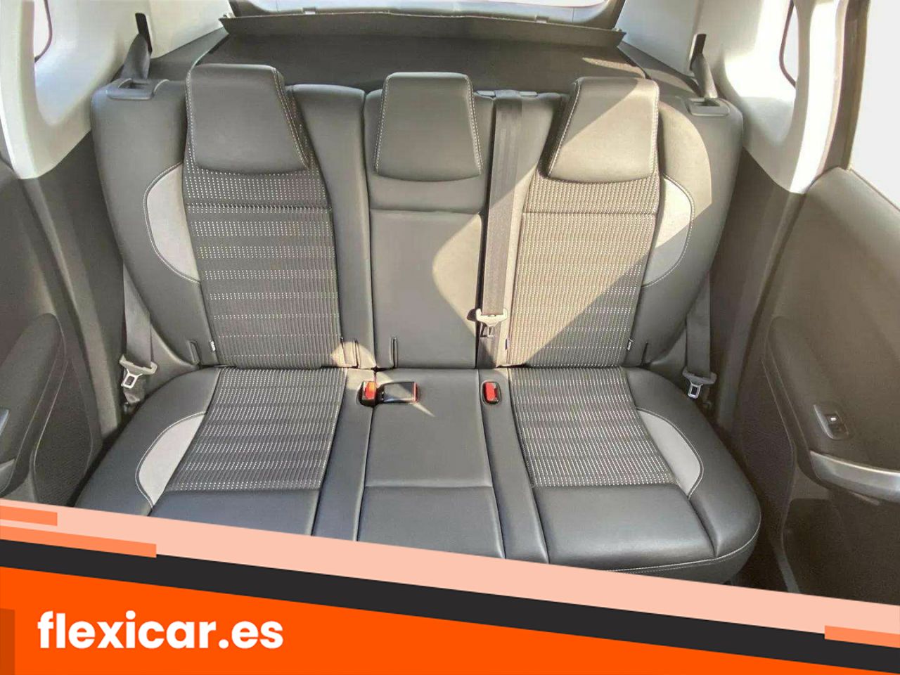 Foto Peugeot 2008 14