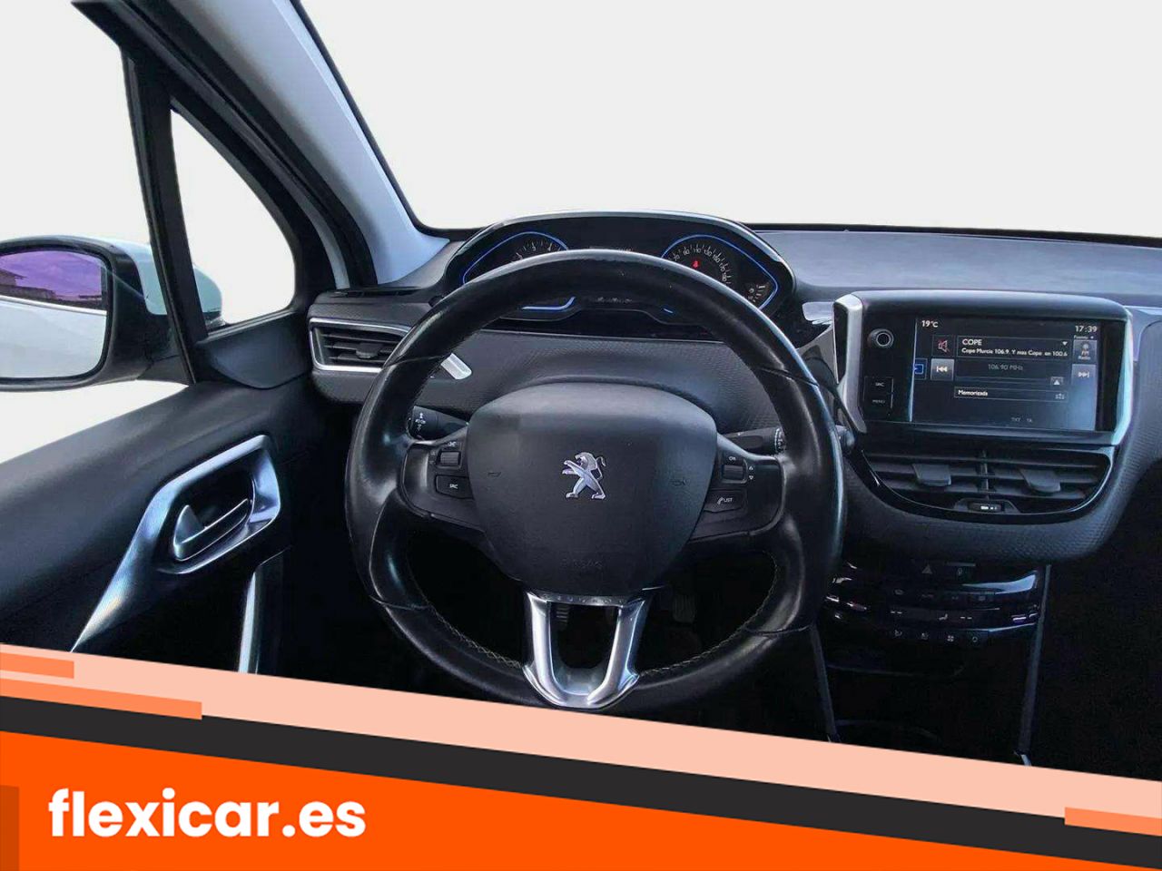 Foto Peugeot 2008 8