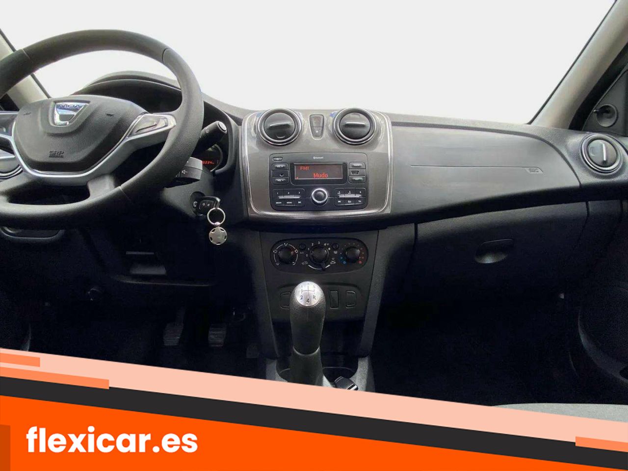 Foto Dacia Sandero 8