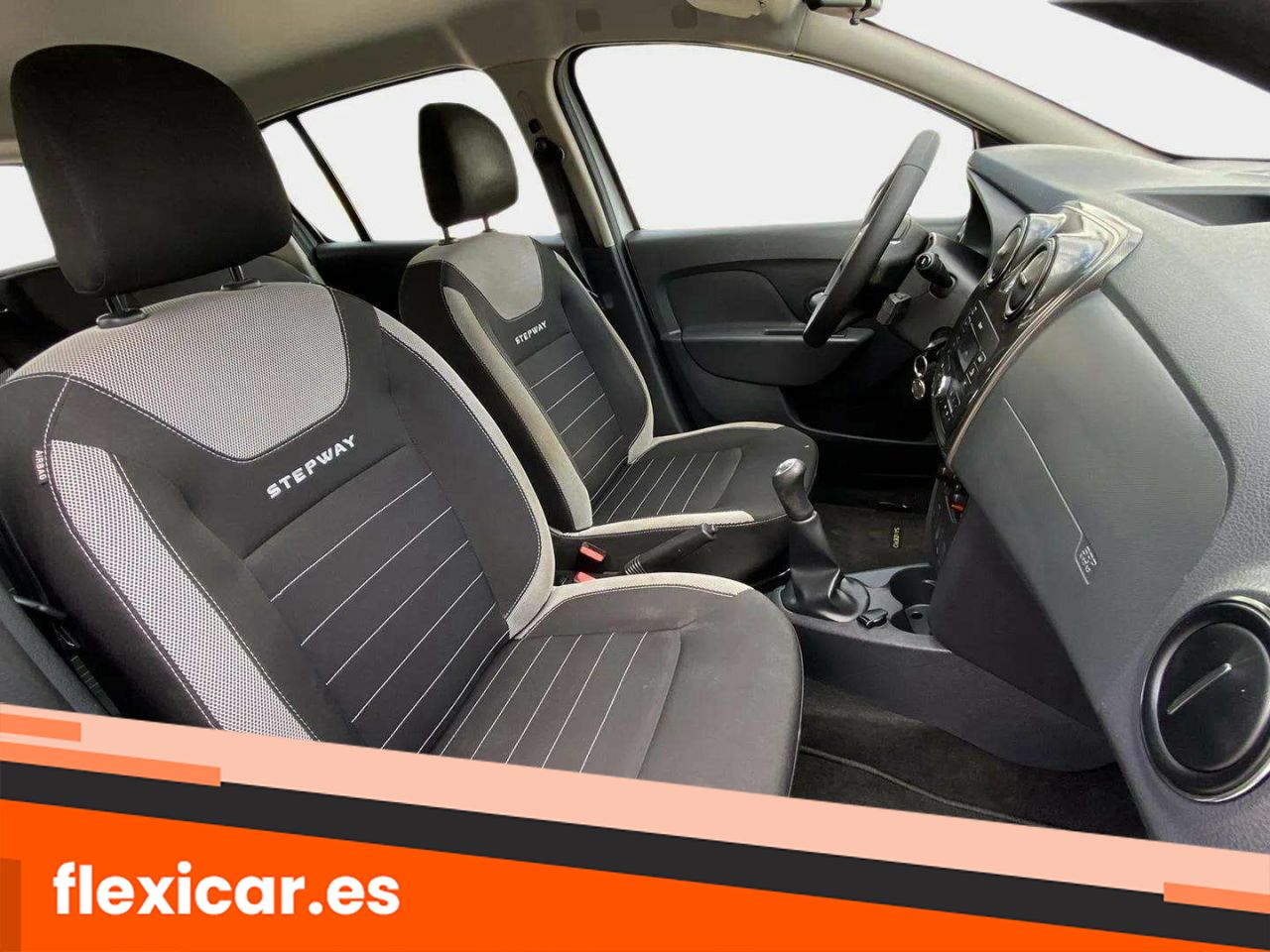 Foto Dacia Sandero 11