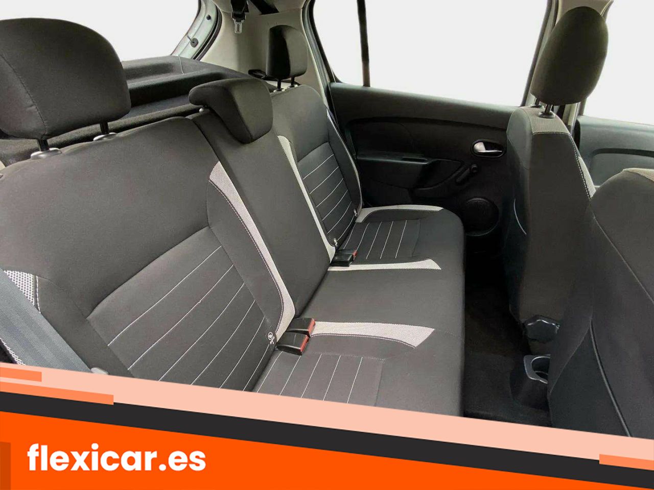 Foto Dacia Sandero 12