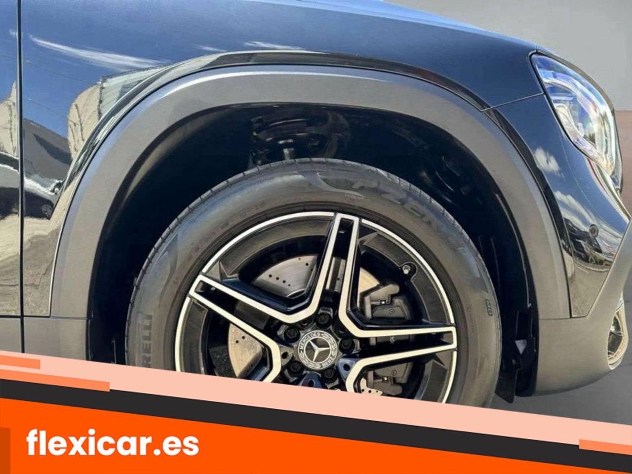 Foto Mercedes-Benz Clase GLB 26