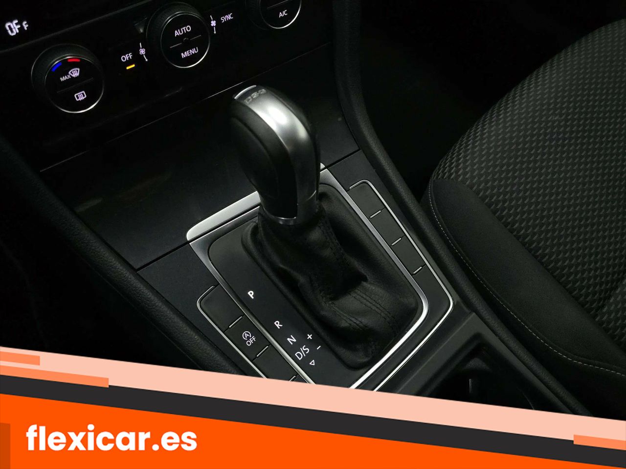 Foto Volkswagen Golf 17