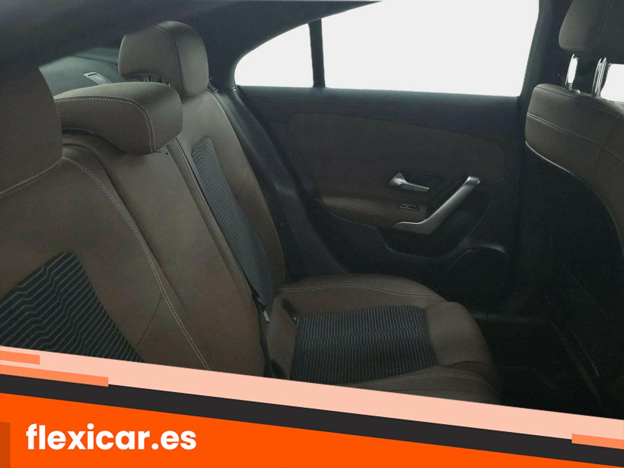 Foto Mercedes-Benz Clase CLA 13