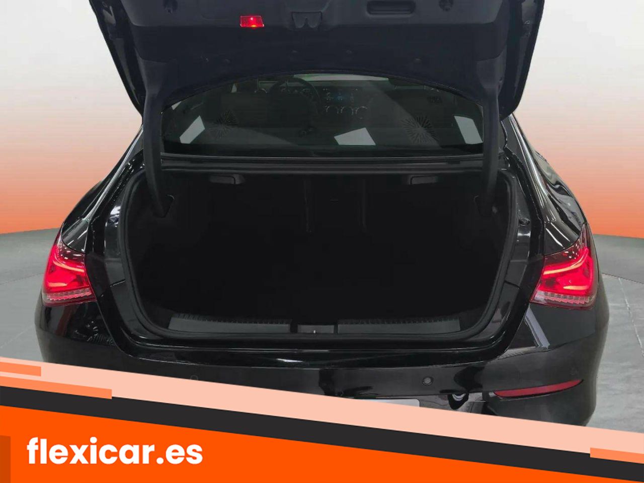 Foto Mercedes-Benz Clase CLA 14