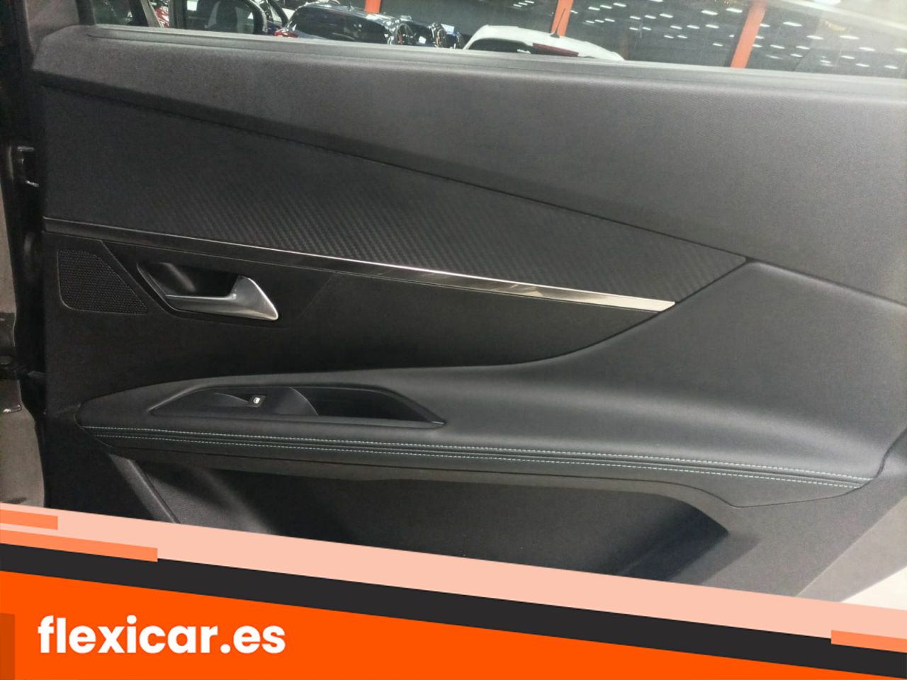 Foto Peugeot 5008 12