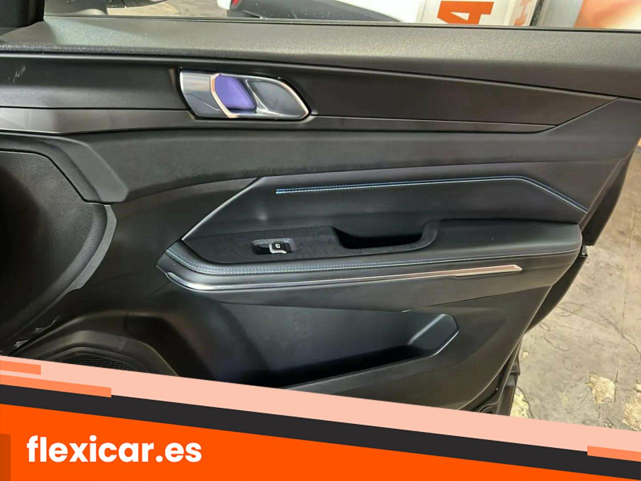 Foto LYNK&CO 01 24
