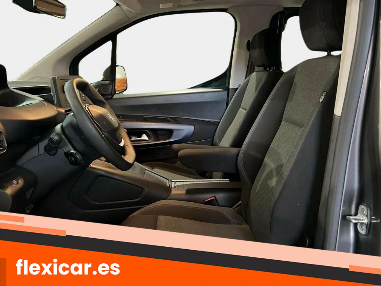 Foto Peugeot Rifter 11