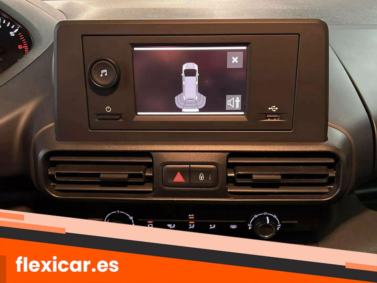 Foto Peugeot Rifter 17