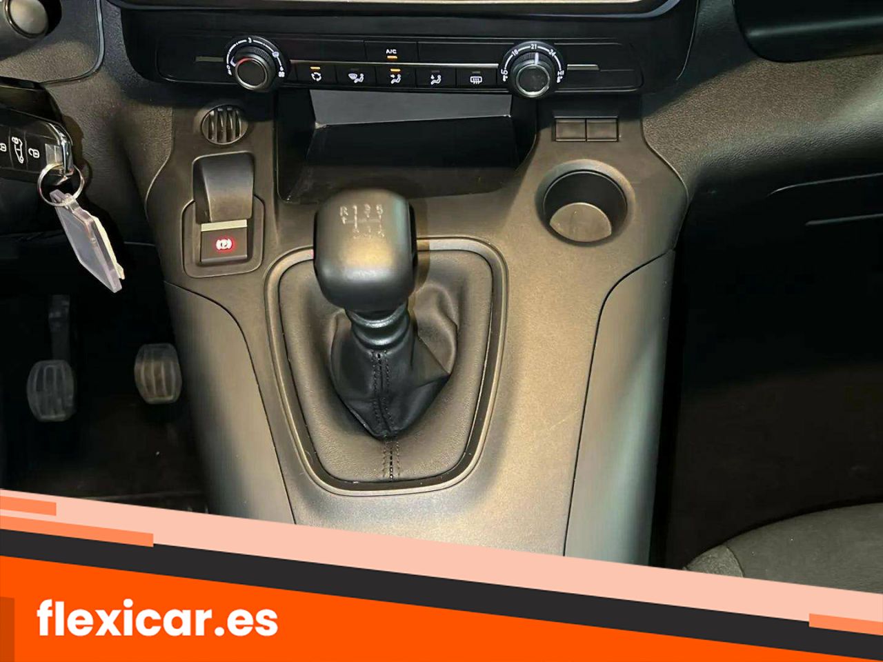 Foto Peugeot Rifter 18