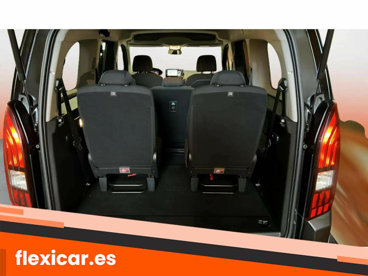 Foto Peugeot Rifter 10