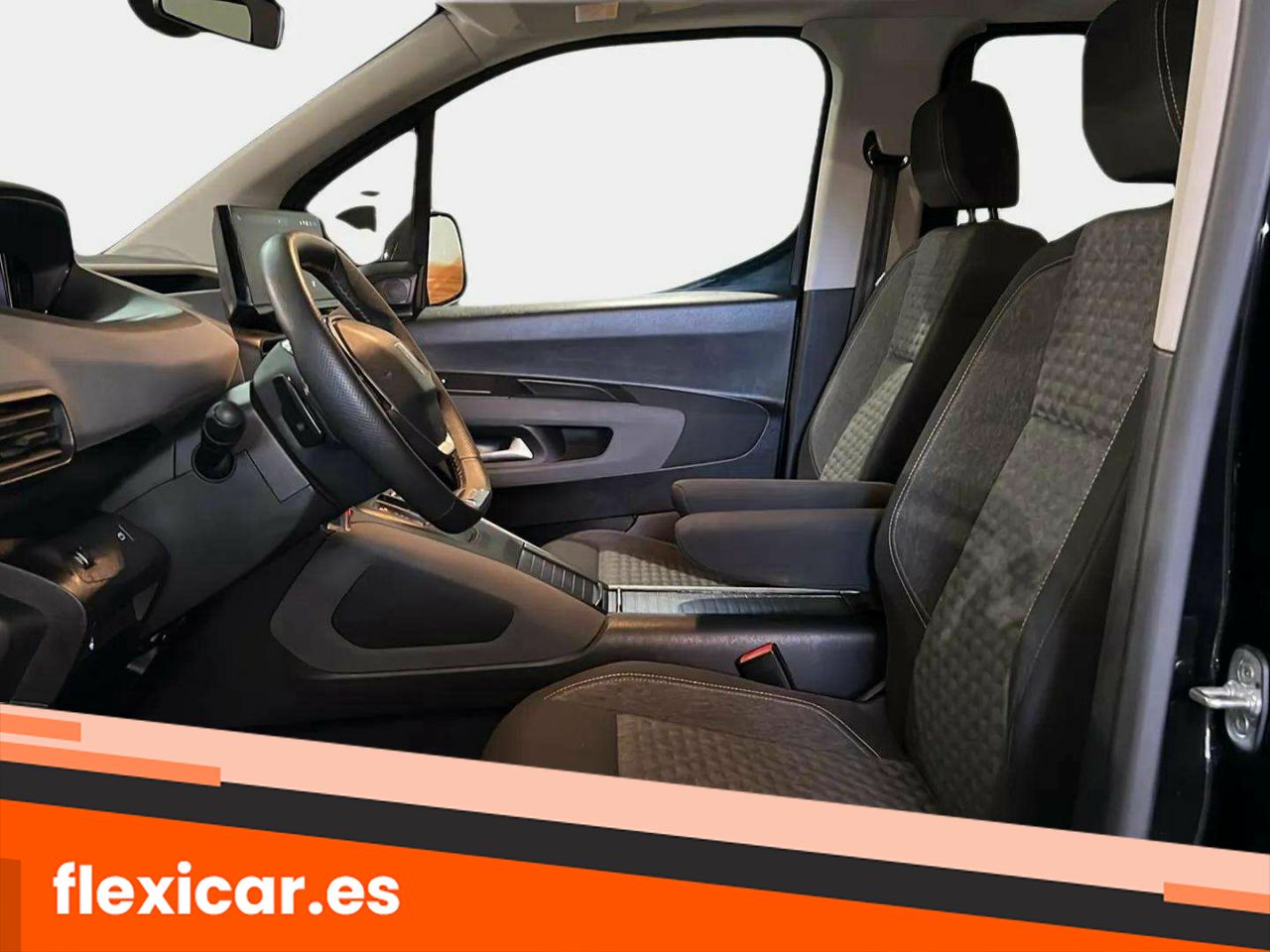 Foto Peugeot Rifter 11