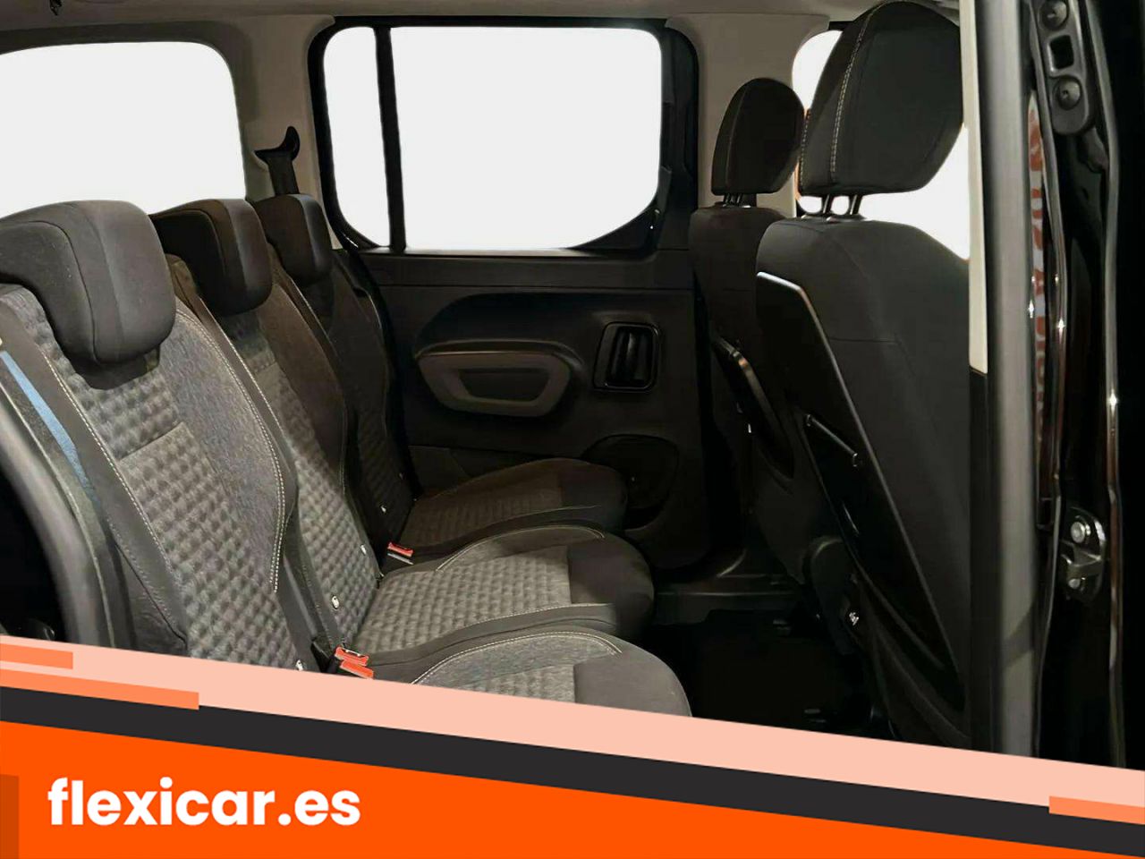 Foto Peugeot Rifter 14
