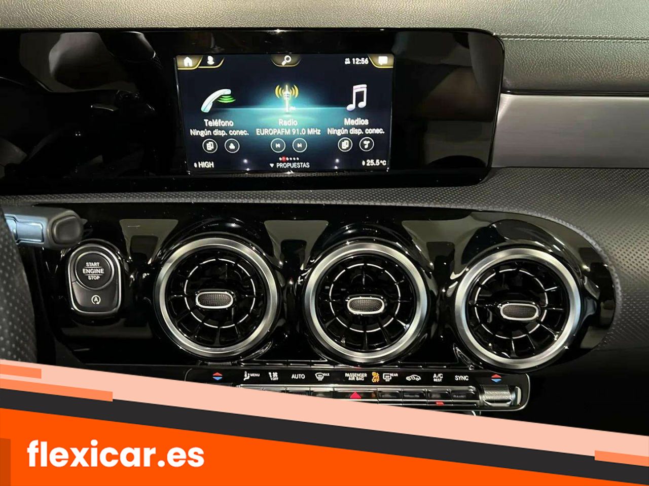 Foto Mercedes-Benz Clase CLA 15
