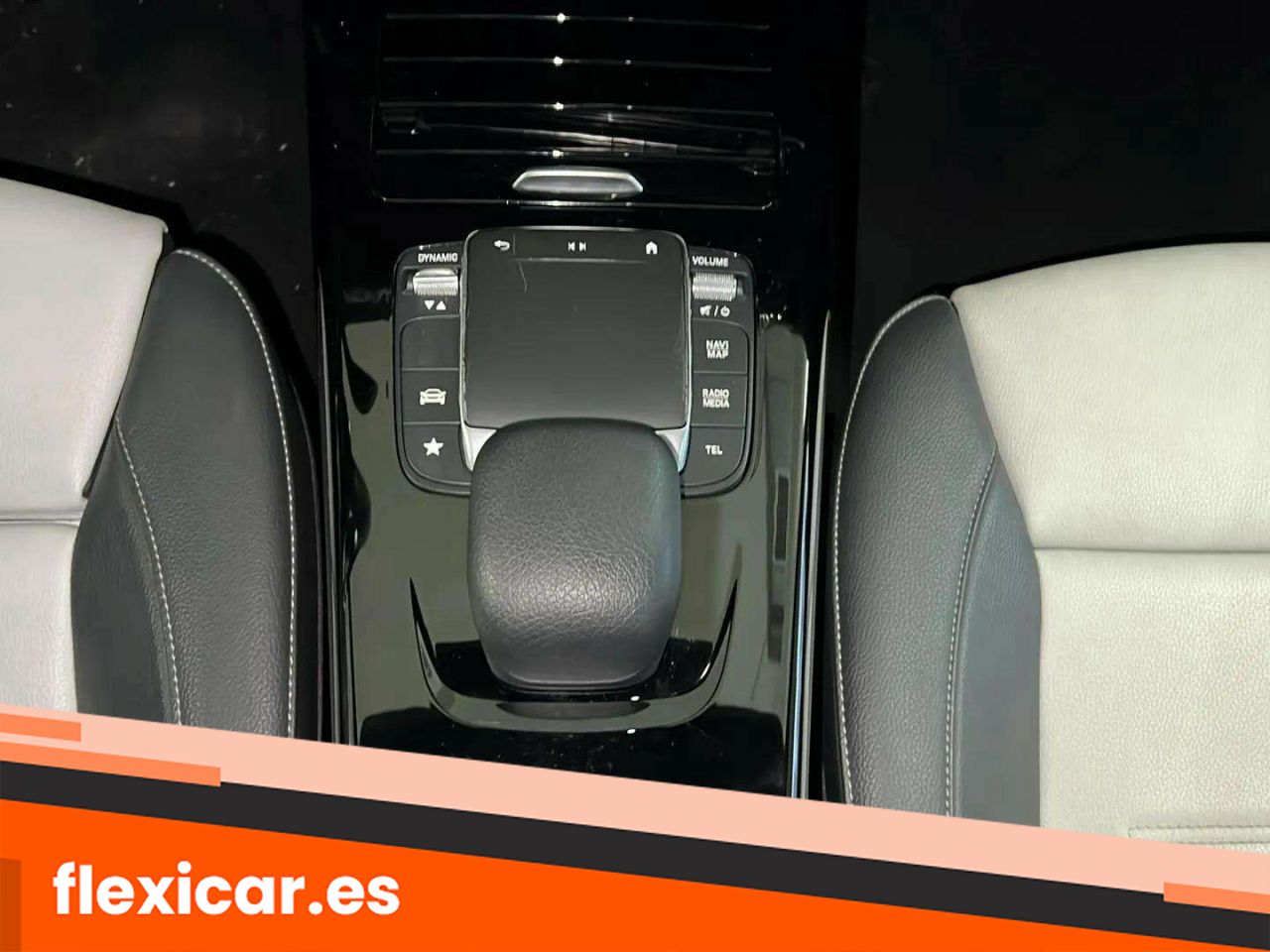 Foto Mercedes-Benz Clase CLA 17