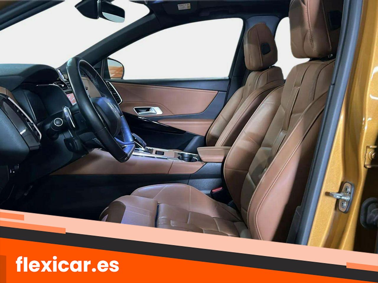 Foto DS Automobiles DS 7 11