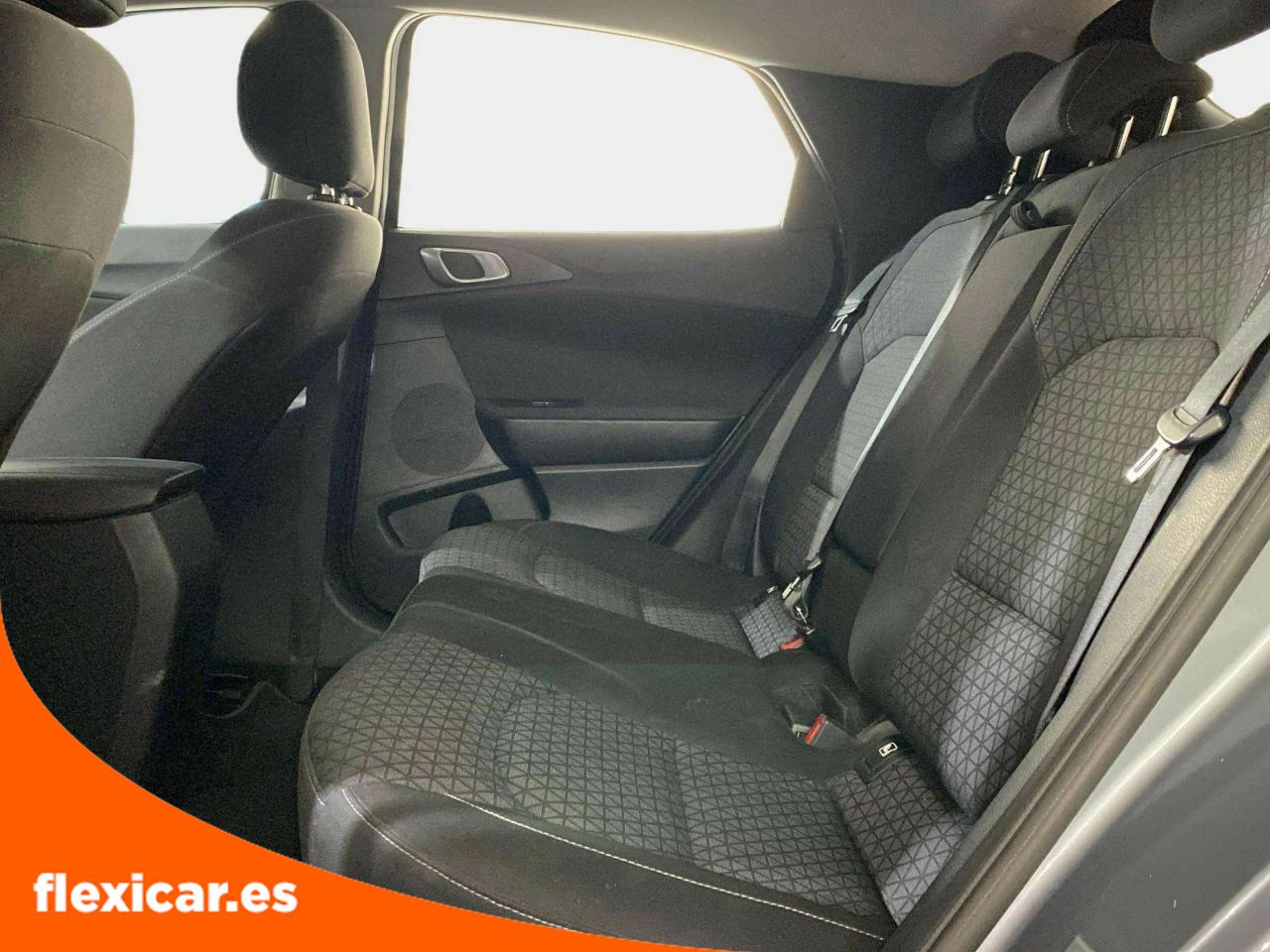 Foto Kia XCeed 12