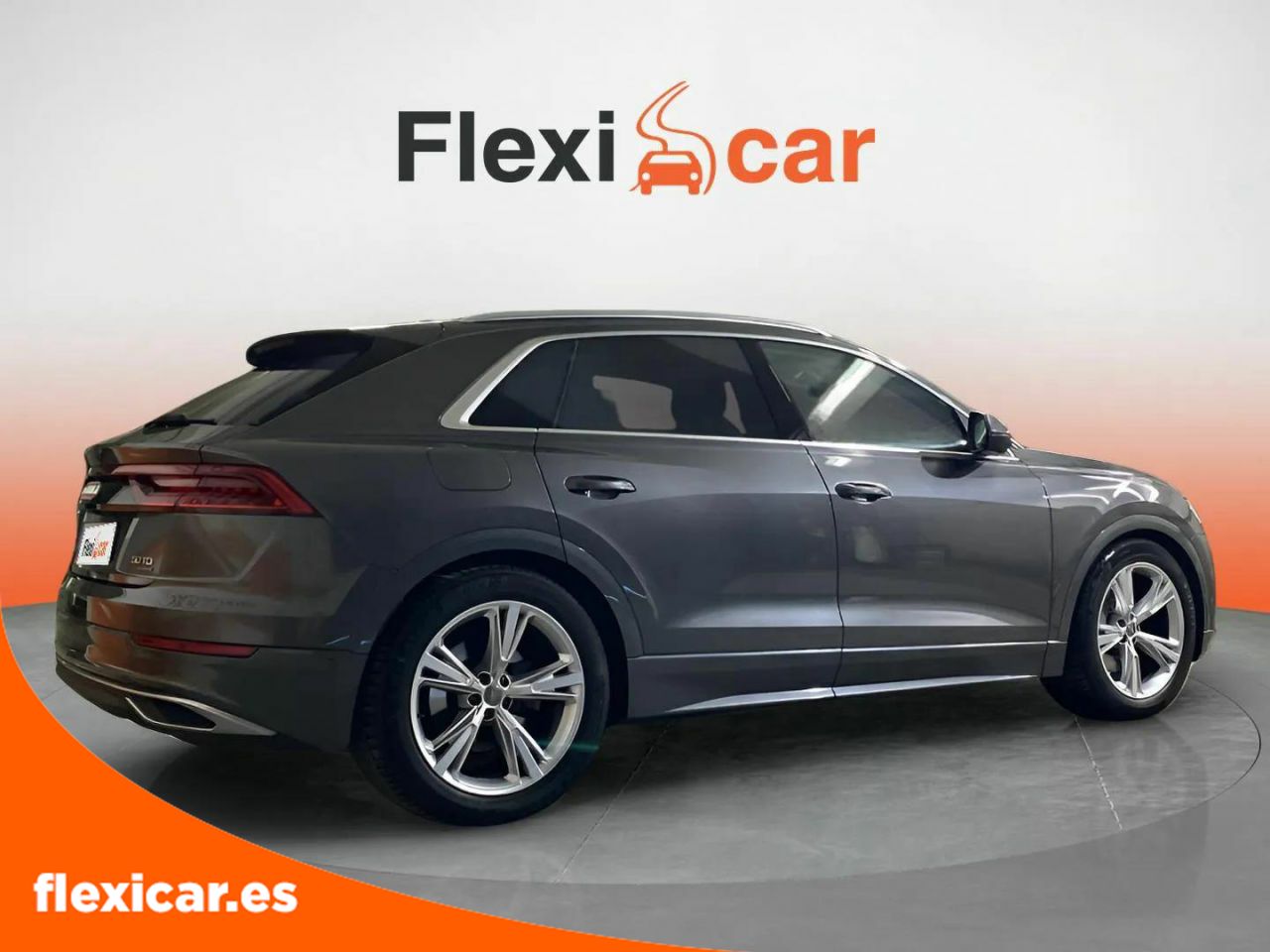 Foto Audi Q8 8