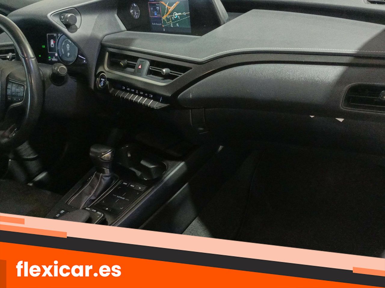 Foto Lexus UX 19