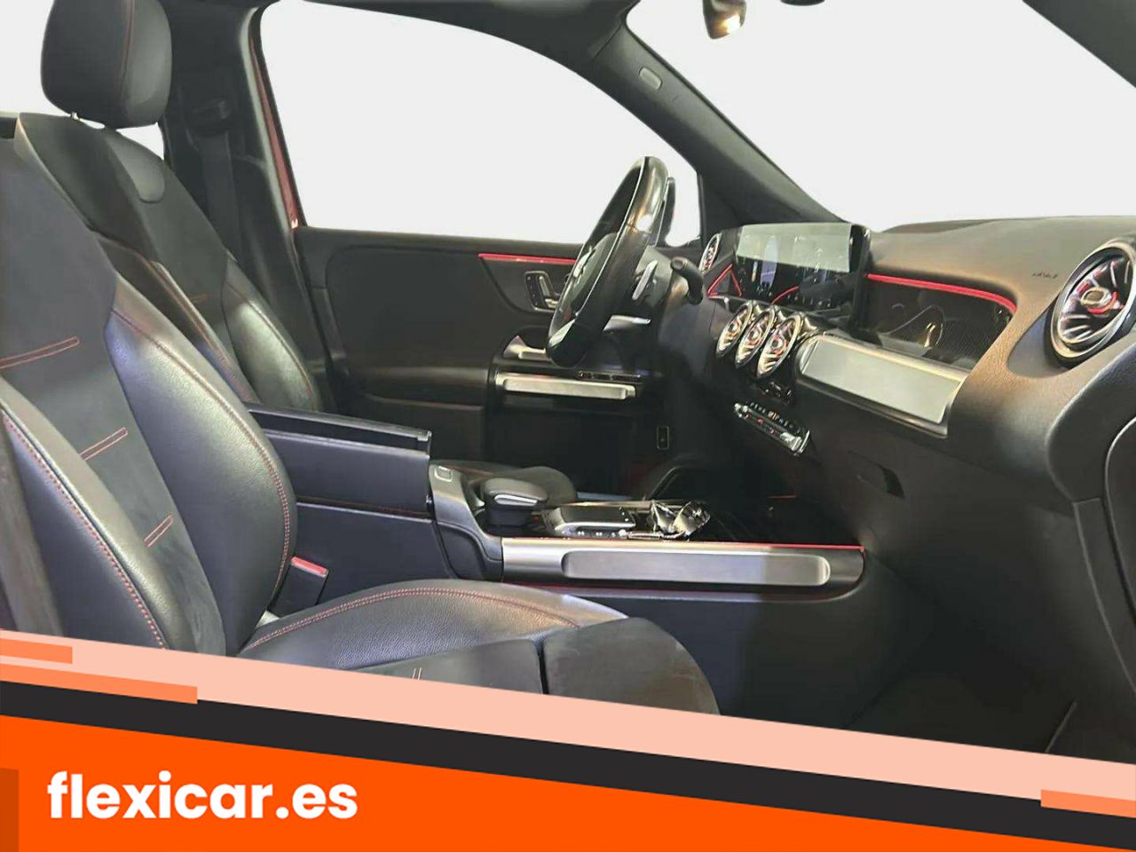 Foto Mercedes-Benz Clase GLB 12