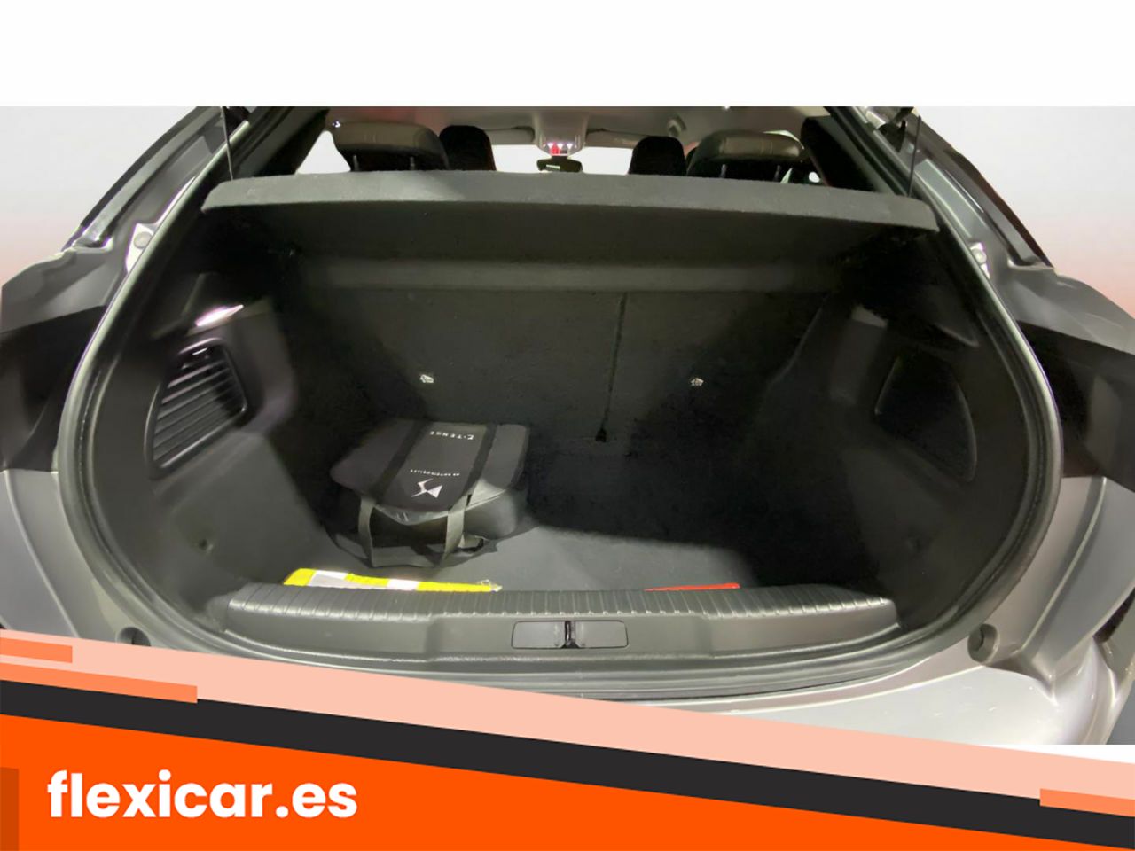 Foto DS Automobiles DS 3 26