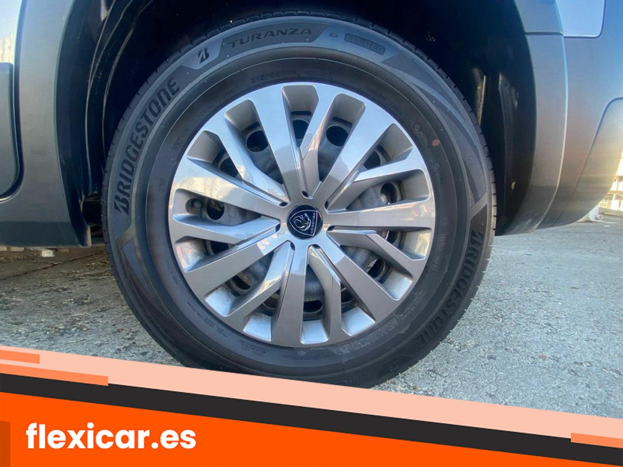 Foto Peugeot Rifter 11
