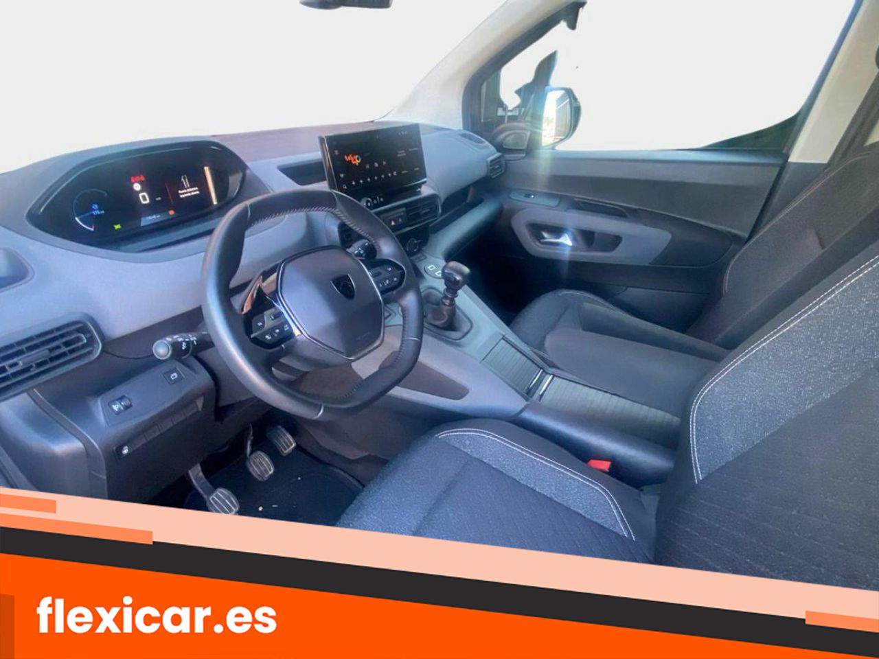 Foto Peugeot Rifter 16