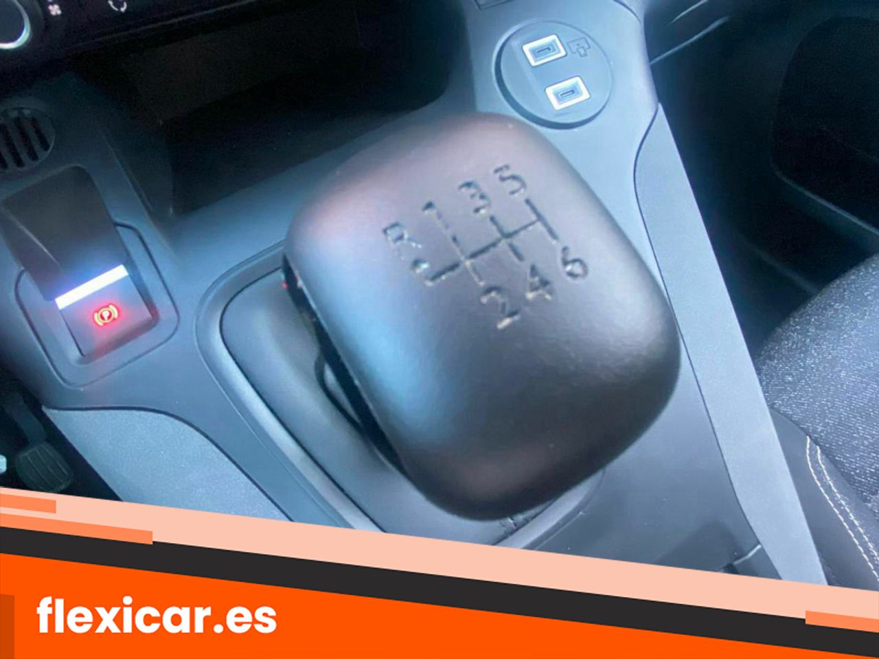 Foto Peugeot Rifter 30
