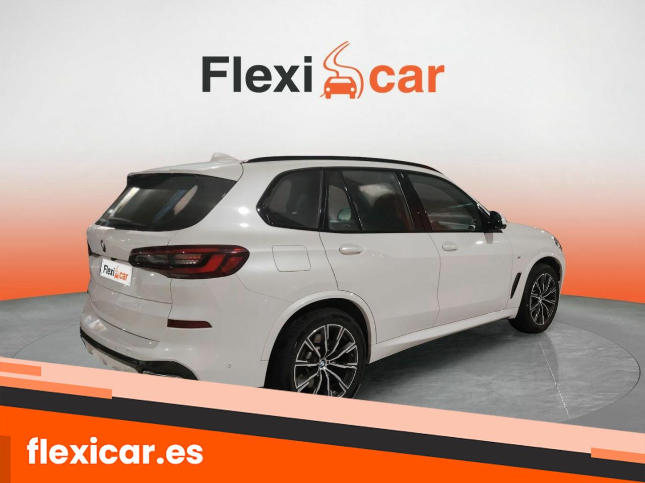 Foto BMW X5 8