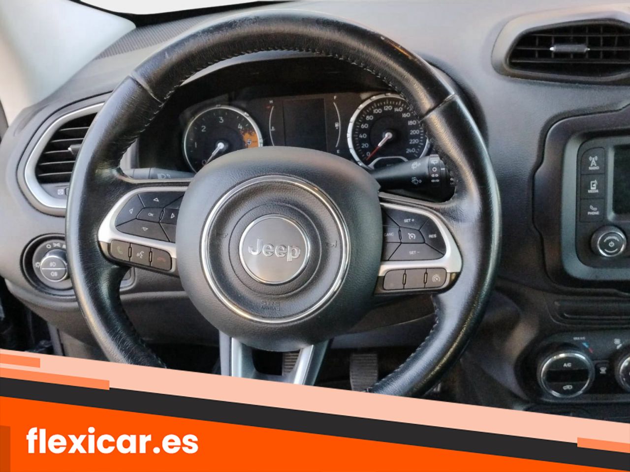 Foto Jeep Renegade 12
