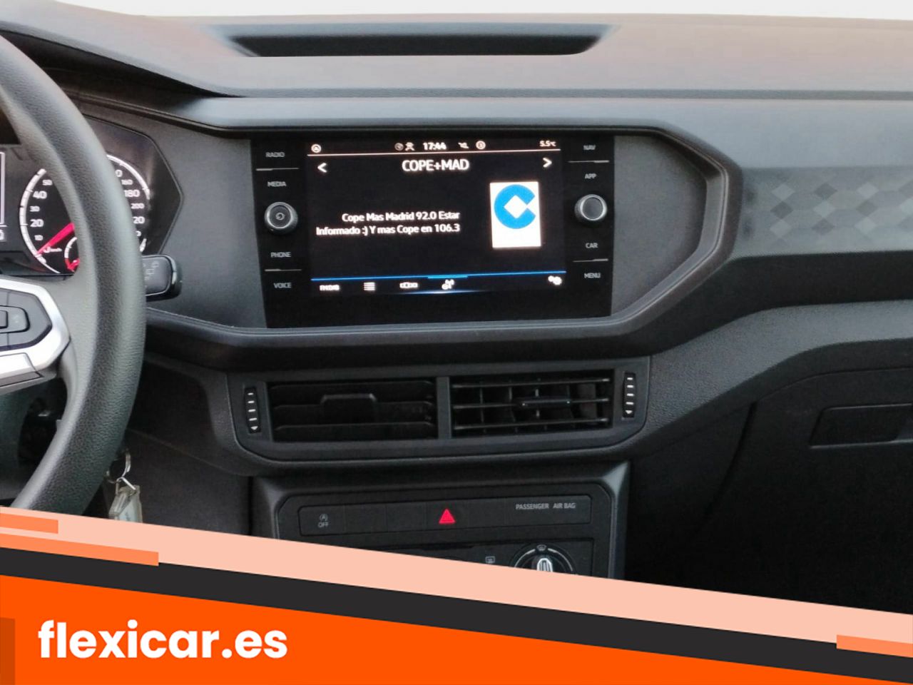 Foto Volkswagen T-Cross 12