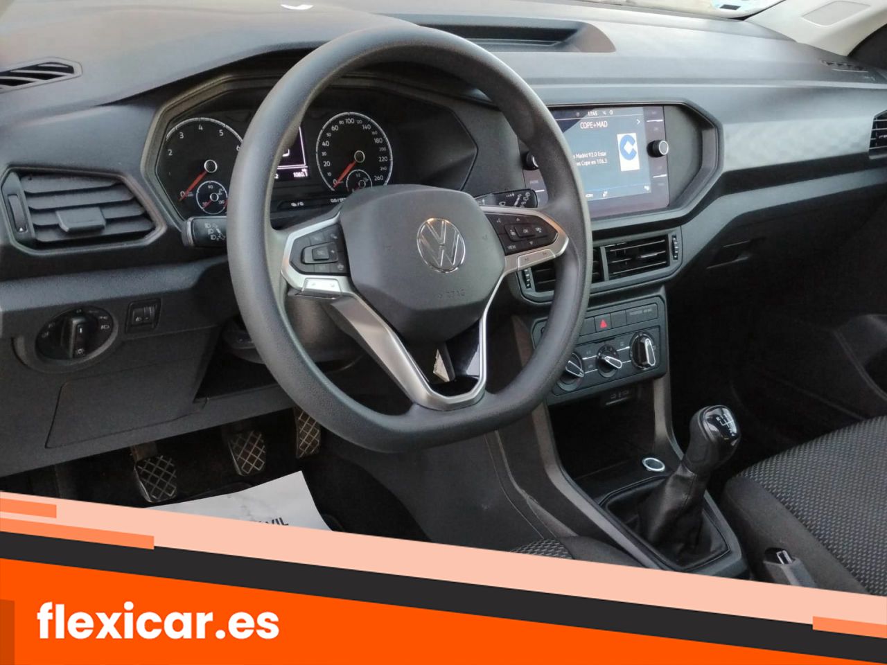 Foto Volkswagen T-Cross 13