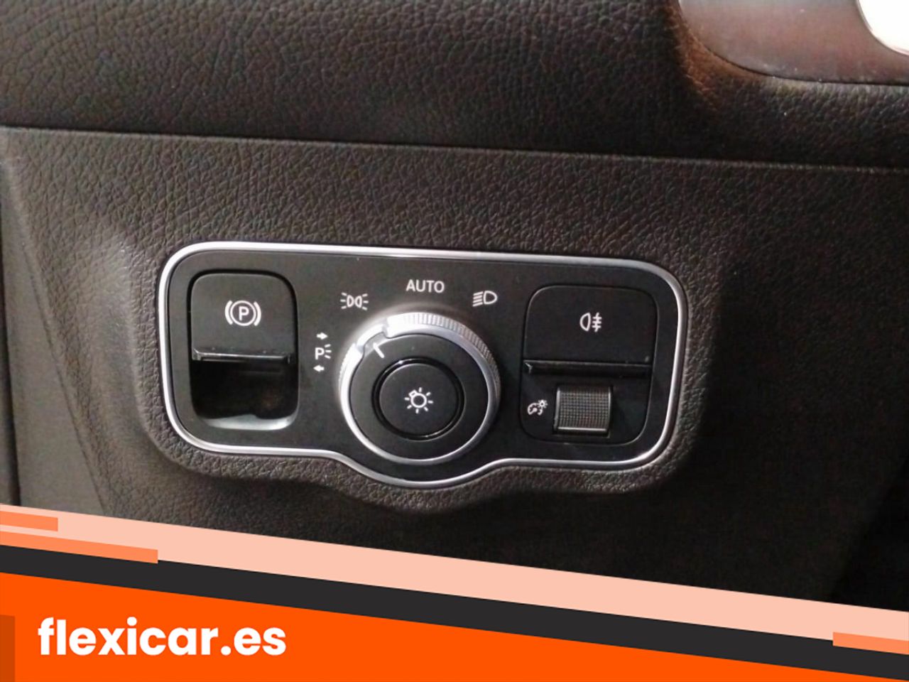 Foto Mercedes-Benz Clase GLB 33
