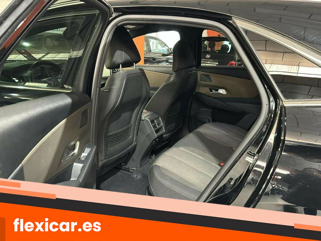 Foto DS Automobiles DS 7 26