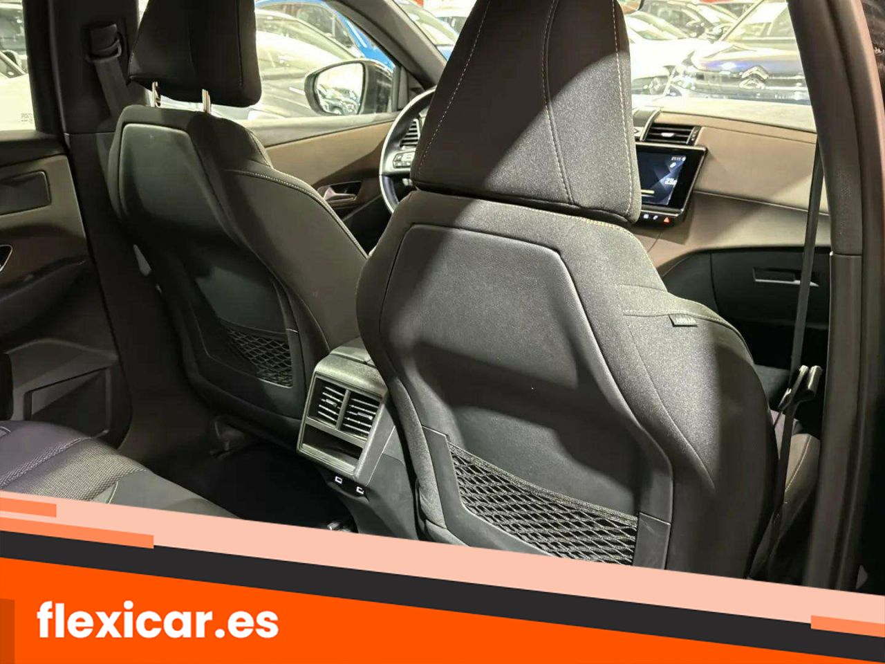 Foto DS Automobiles DS 7 28