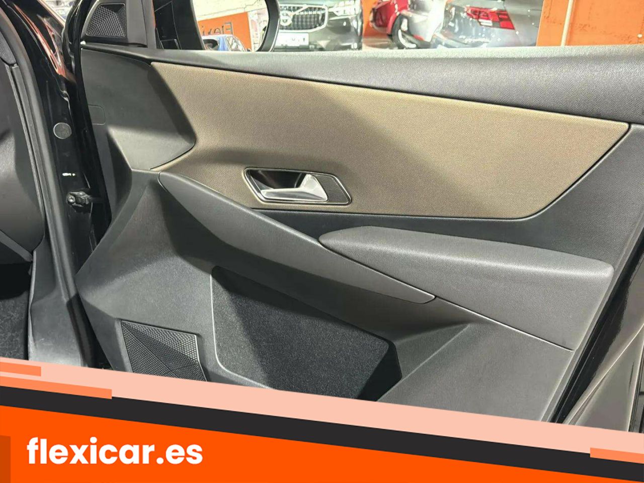Foto DS Automobiles DS 7 31