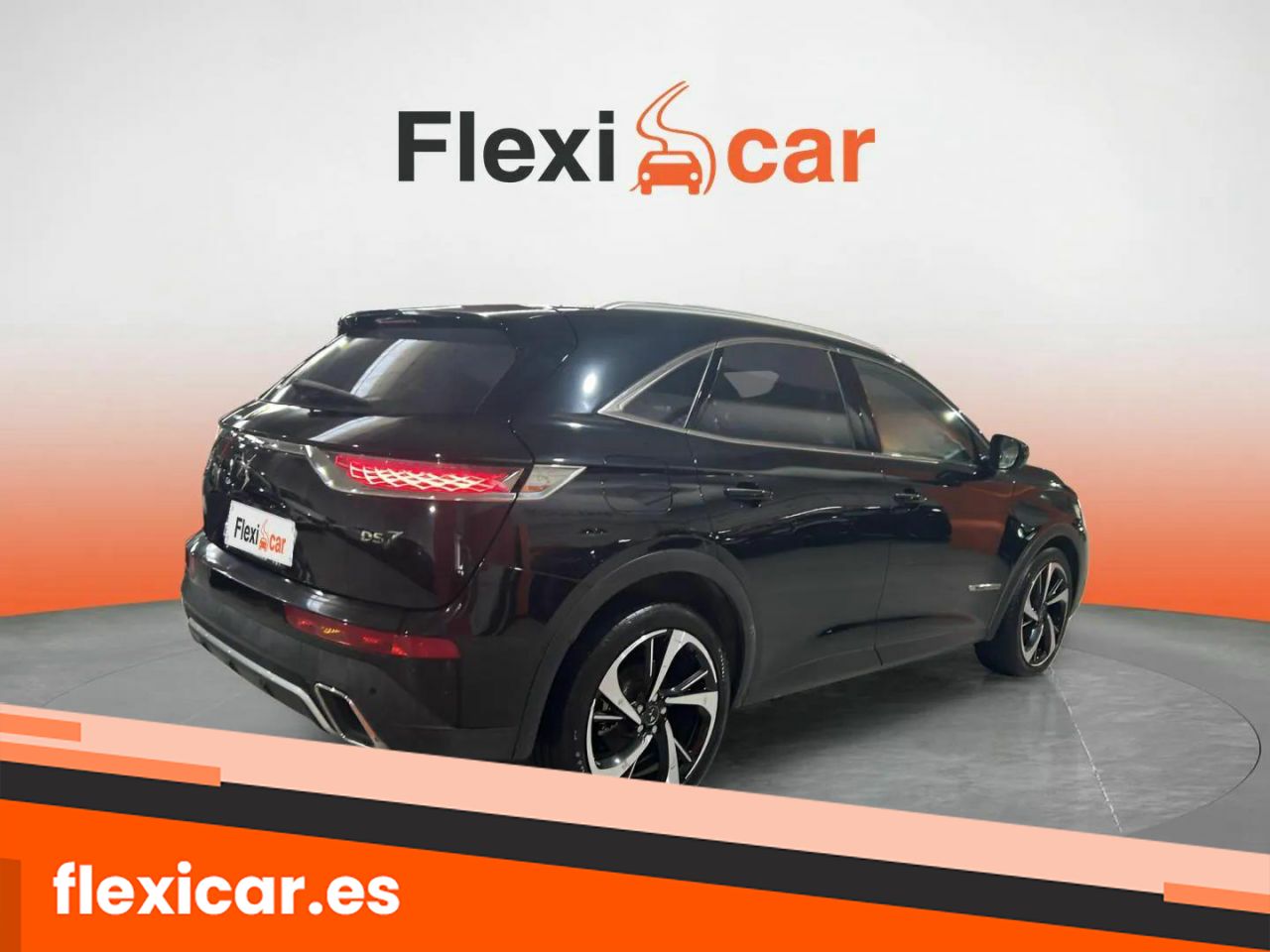 Foto DS Automobiles DS 7 8