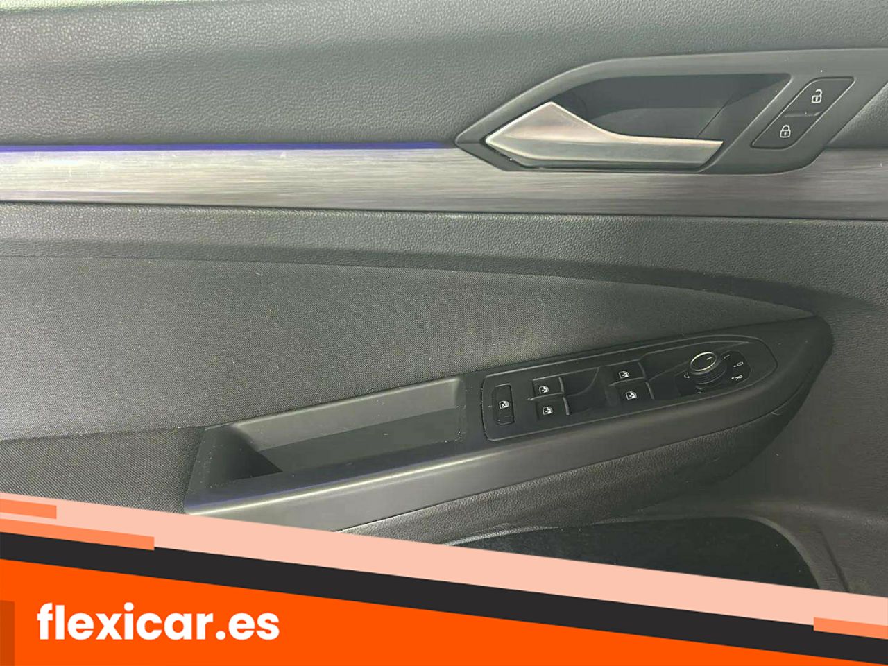 Foto Volkswagen Golf 28
