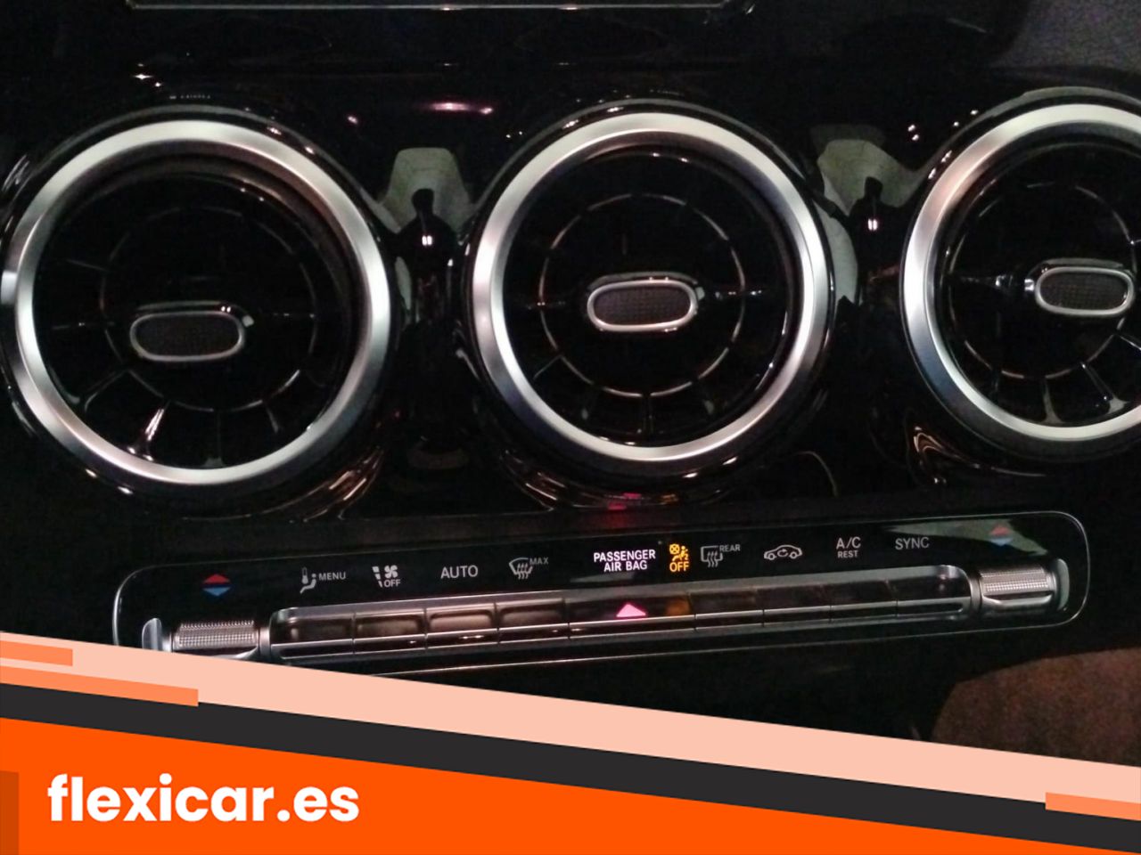 Foto Mercedes-Benz Clase GLA 18