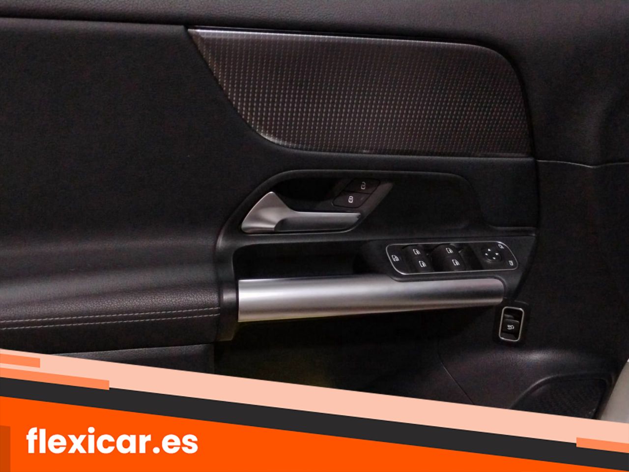 Foto Mercedes-Benz Clase GLA 27