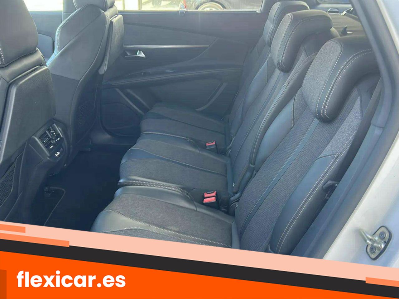 Foto Peugeot 5008 26