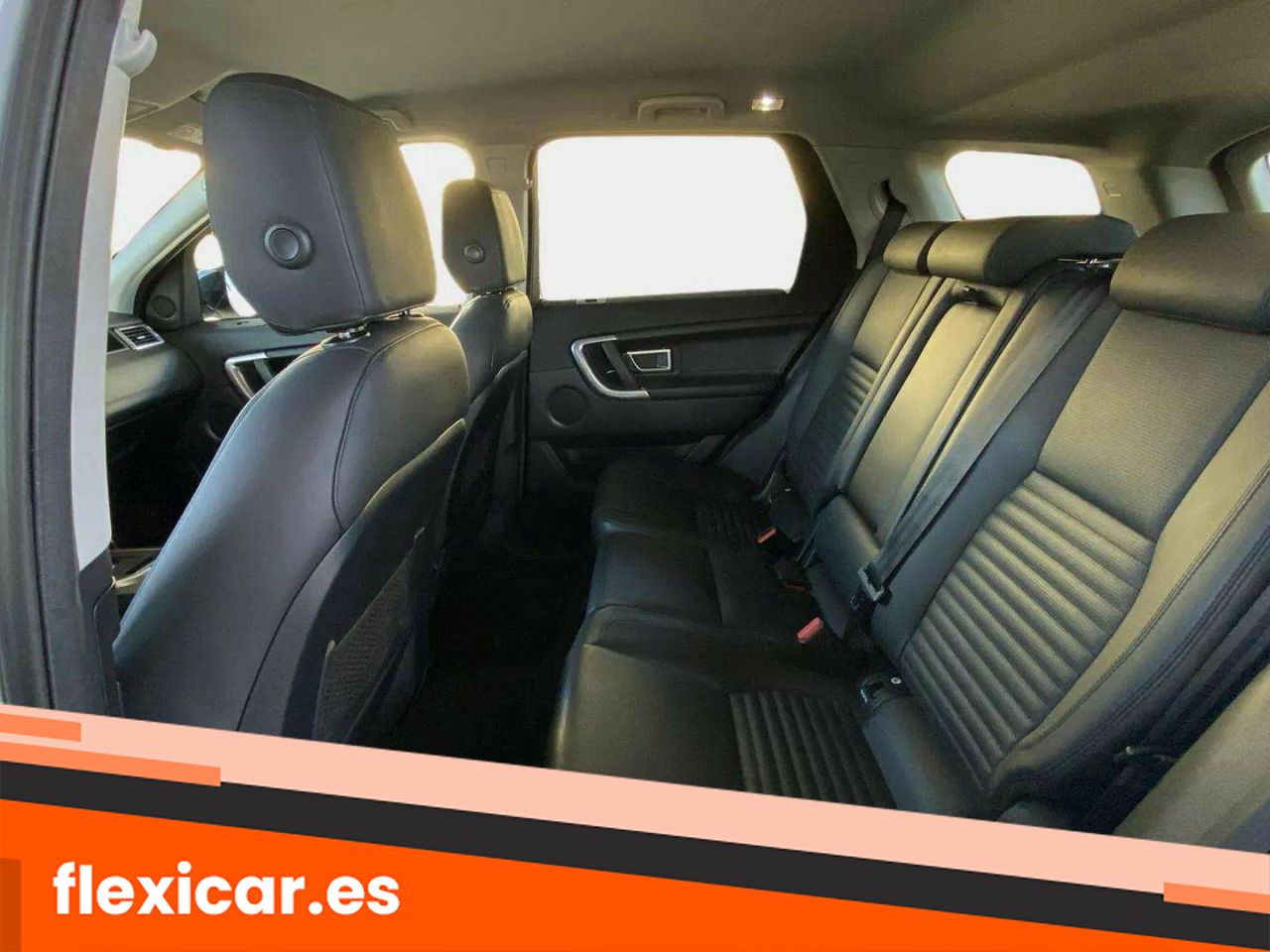 Foto Land-Rover Discovery Sport 17
