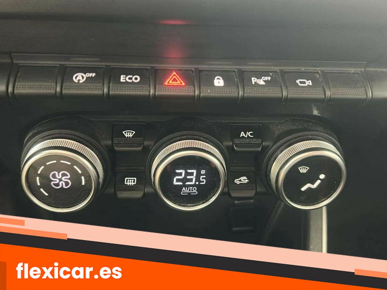 Foto Dacia Duster 23
