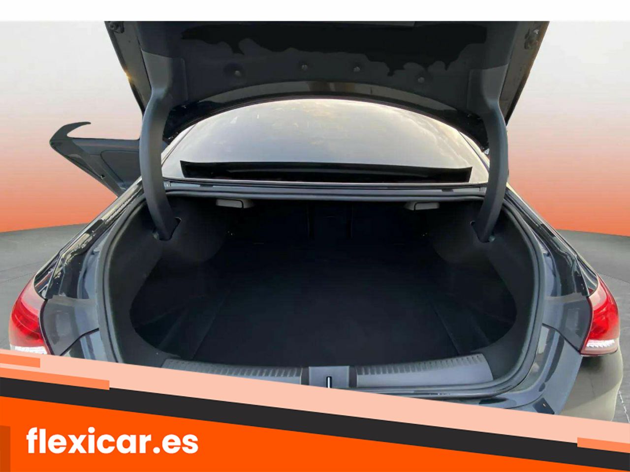 Foto Mercedes-Benz Clase CLA 10