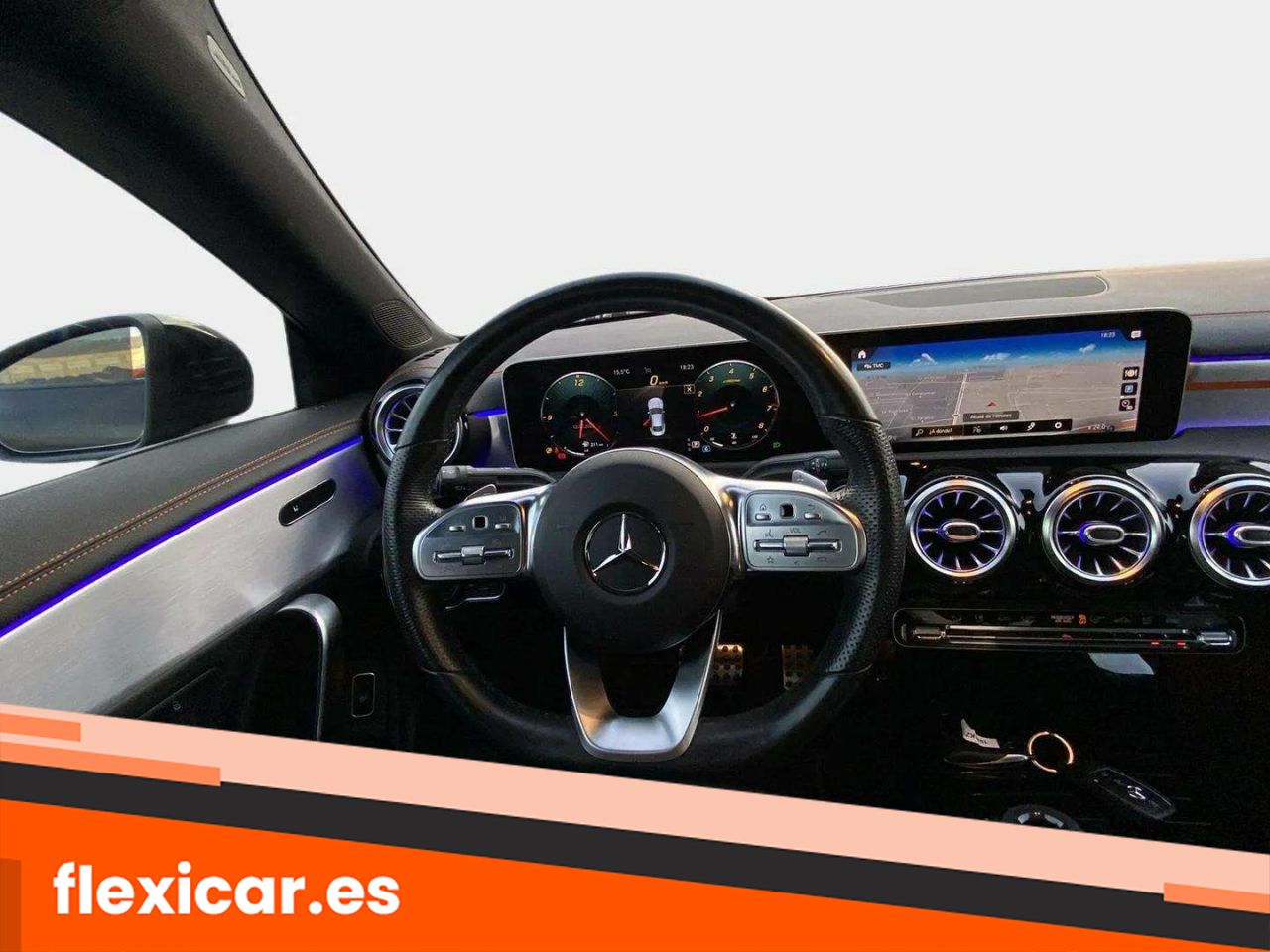 Foto Mercedes-Benz Clase CLA 13