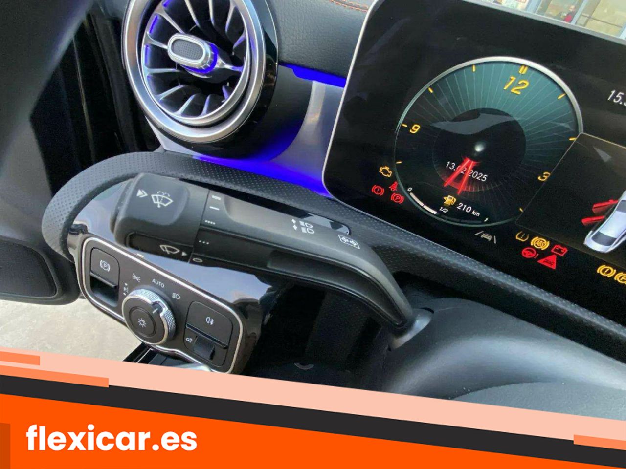 Foto Mercedes-Benz Clase CLA 23